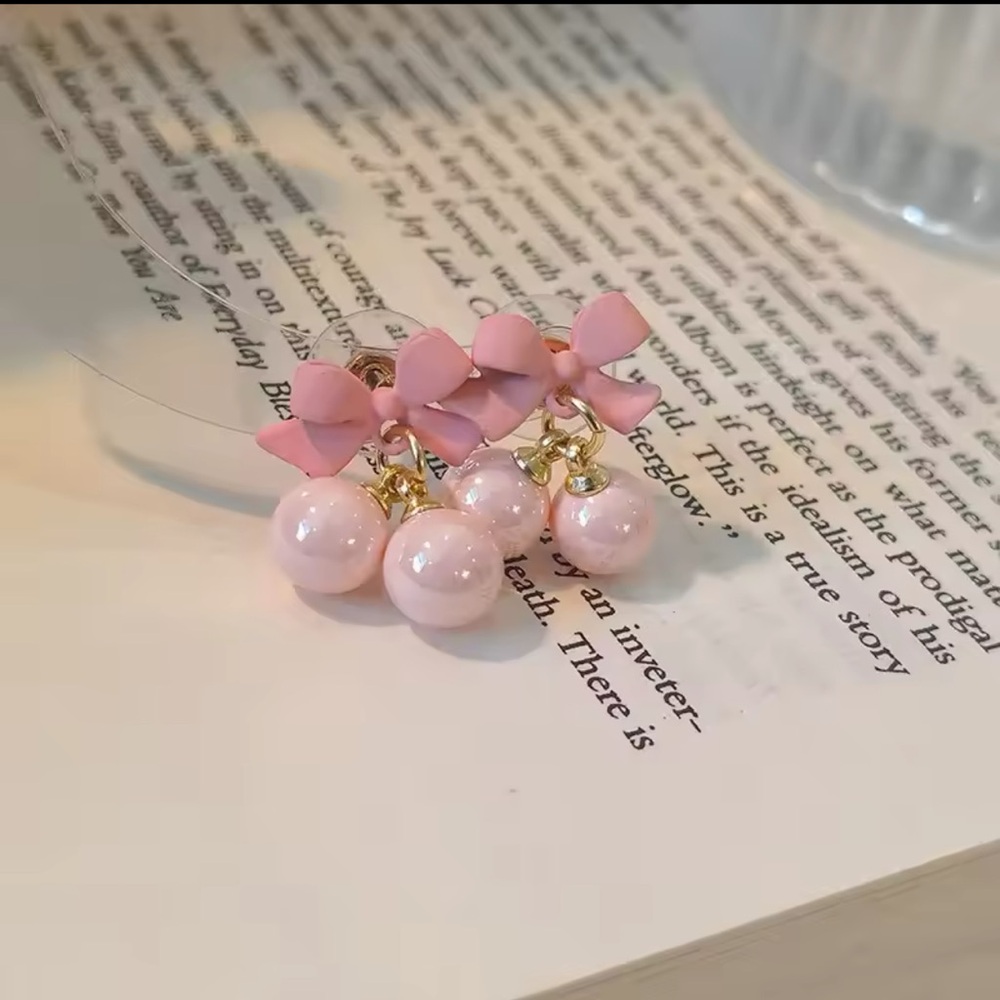 Pink Pearl Earrings